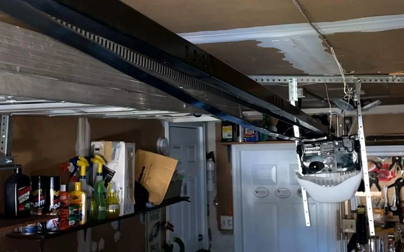 Photo eye sensor recalibrated, Maitland, 22 min on-site for emergency garage door repair Orlando gallery scene 5