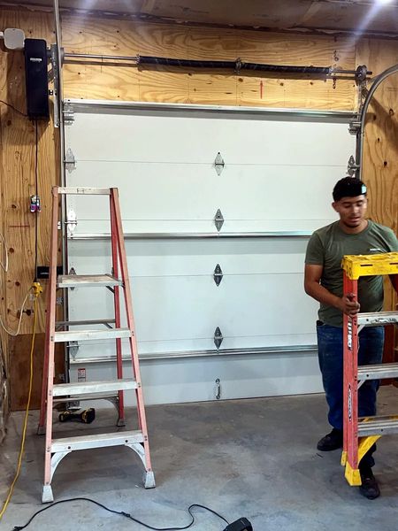 A Repair-First Garage Door Crew in Orlando. repair scene near Orlando for SecureLift Orlando